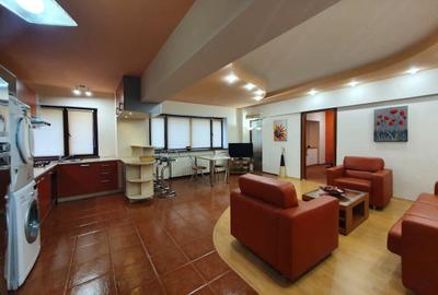 Apartament cu 3 camere decomandat în Universitate - 4