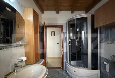 Casă cu 3 camere cu Teren 1644 Mp în Central - 10