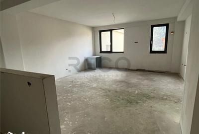 Apartament cu 3 camere decomandat în Orașul Nou - 2