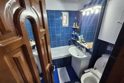 Apartament 3 camere, Targu Jiu, zona 9 Mai Apartament 3 camere, Targu Jiu, zona 9 Mai - 8