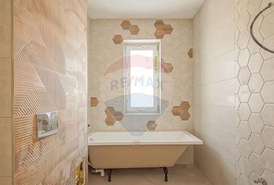 Casă cu 4 camere cu Teren 258 Mp în Central - 6