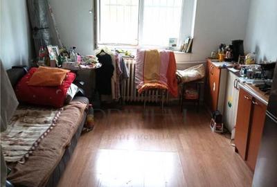 Garsoniera - Mobilata si Utilata - Parter - Zona Blascovici - 3