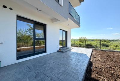 Duplex cu 4 camere cu Canalizare în Bucium - 8