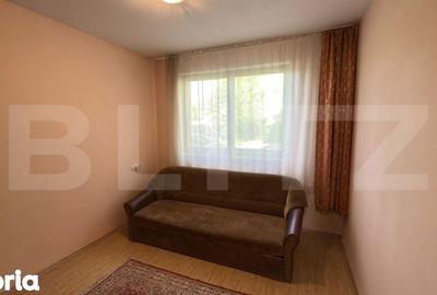 Apartament cu 3 camere în Micro 15 - 1