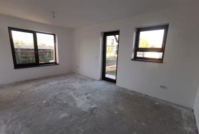 Casă cu 4 camere cu Teren 533 Mp în Țărăncuța - 4