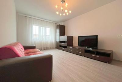 Apartament cu 3 camere decomandat, mobilat în Soarelui