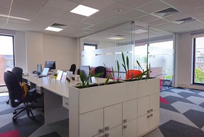 Spatiu modern de birouri, mobilat, terasa, parcari - 10