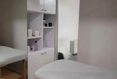 Spațiu comercial, de 54 mp, în Central - 4