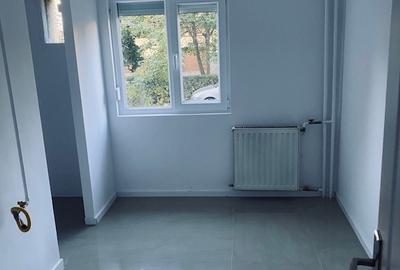 Vand 2 camere renovat integral Steaua! - 6