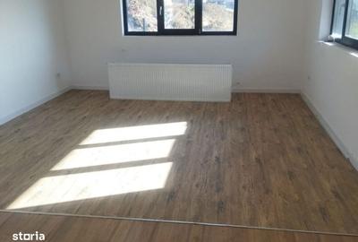 Casă cu 4 camere în Valea Adâncă - 6
