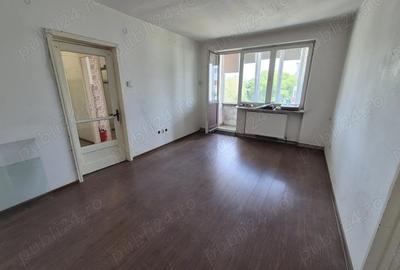 Apartament de vanzare - 3