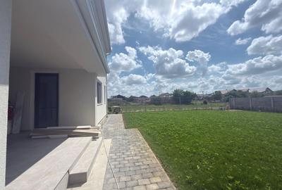Casă individuală cu 4 camere cu Canalizare în Moșnița Nouă - 15