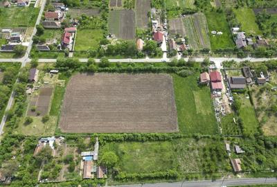 Teren de 3090 mp, în Cuvin - 27