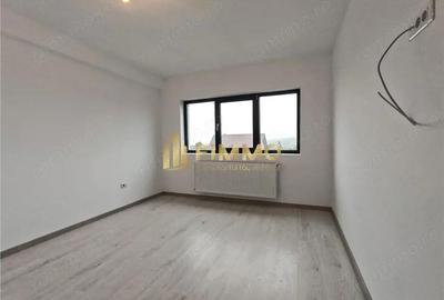 Apartament cu 3 camere decomandat în Ipotești - 6