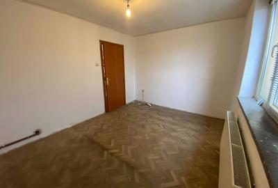 Apartament cu 2 camere decomandat în Titulescu - 5