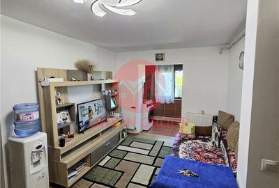 Apartament cu 3 camere, mobilat în Sud - 18