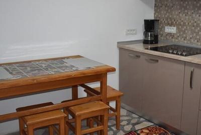 Casă individuală cu 4 camere cu Teren 200 Mp în Central - 5
