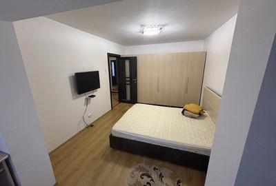 Apartament cu 2 camere decomandat în Obor