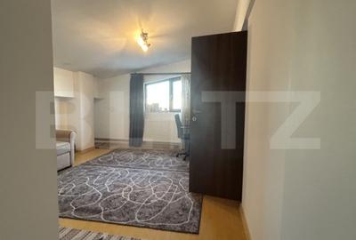 Apartament de vanzare, semidecomandat, cu 2 camere, 50 mp | Piata 1 mai - 8