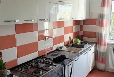 Vand apartament 2 camere - 1