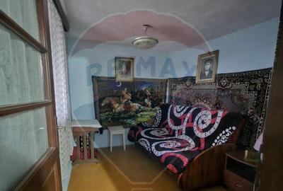 Casă cu 4 camere cu Canalizare în Alexandriei - 1