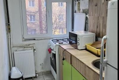 38192  Apartament 3 camere Km 4-5 - 2