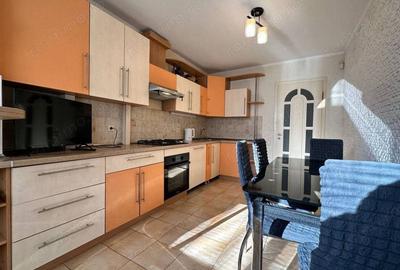 Apartament cu 3 camere decomandat în Gorjului