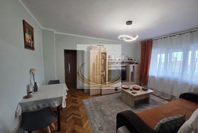 Apartament cu 3 camere semidecomandat, mobilat în Gheorghe Lazăr