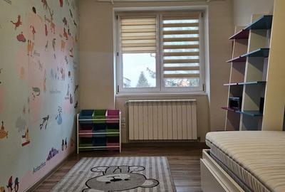 Apartament cu 4 camere decomandat în Sud - 7