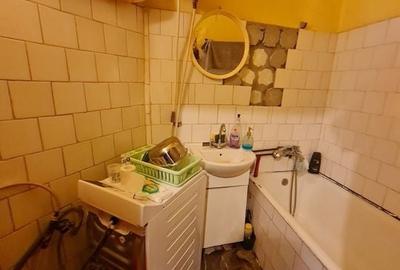 Apartament 2 camere,curte comuna/4 proprietari - 12