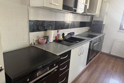 Apartament cu 3 camere decomandat în Roșu - 2