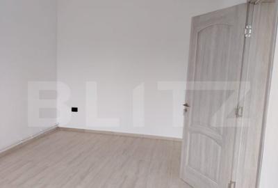 Casa de vanzare, cu 6 camere, 288 mp, zona Voinesti - 27