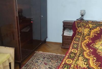 Apartament cu 3 camere semidecomandat, mobilat în Central - 6