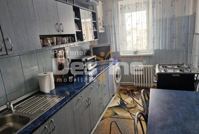 Apartament cu 2 camere decomandat, mobilat în Cugir - 6