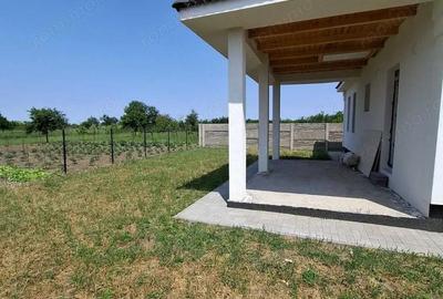 COMISION 0% | Casa Individuala | Comuna Padureni | 4 Camere - 3