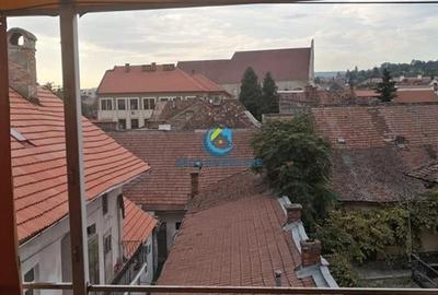 Apartament 3 camere, 95 mp pe doua niveluri cu terasa de 30 mp, Eroilor - 18