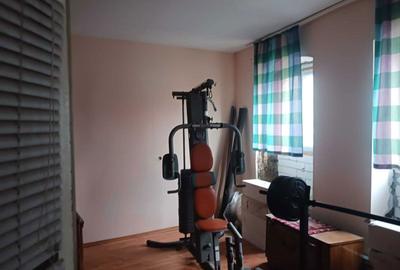 Casă cu 3 camere în Central