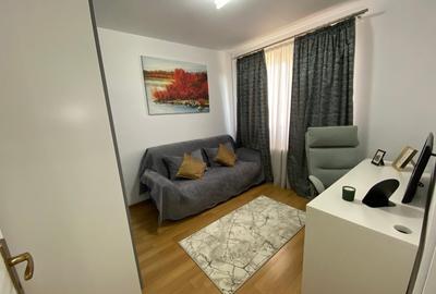 Vând apartament 3 camere, Sos. Colentina nr. 72, 65mp utili. Proprietar! - 12