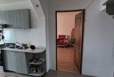 Apartament cu 3 camere decomandat în Central - 4