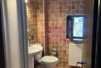 Casă cu 5 camere cu Teren 500 Mp în Central - 12