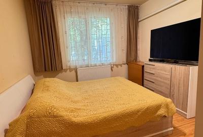 Apartament cu 3 camere decomandat în Apărătorii Patriei - 6