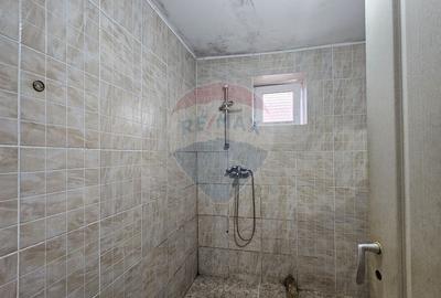 Casă cu 7 camere cu Teren 1025 Mp în Sânpetru - 8