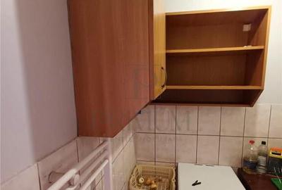 Garsoniera Spatioasa - Clima - Mobilata si Utilata - Bloc An - 3