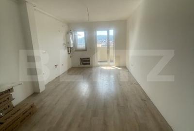 Apartament de vanzare, cu 3 camere, balcon mare, panorama superba, complex nou - 2