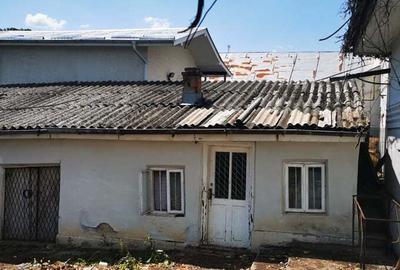 Casă cu 4 camere în Huși - 2