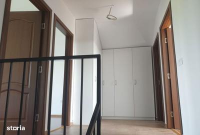 Casă cu 4 camere în Sângeorgiu de Mureș