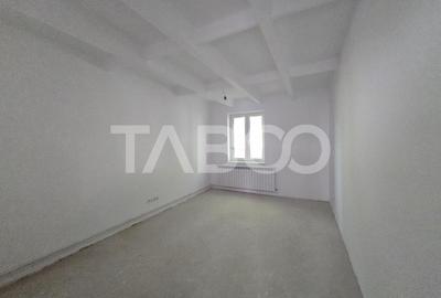 Apartament de vanzare decomandat 48mp 2 camere zona Turnisor Sibiu - 2