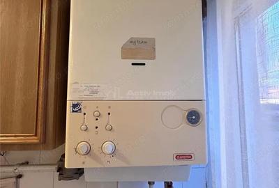 Apartament cu 3 camere semidecomandat în Central - 2