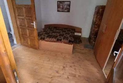 Casă cu Teren 899 Mp în Rusca - 3