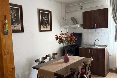 Proprietar inchiriez apartament 3 - 2